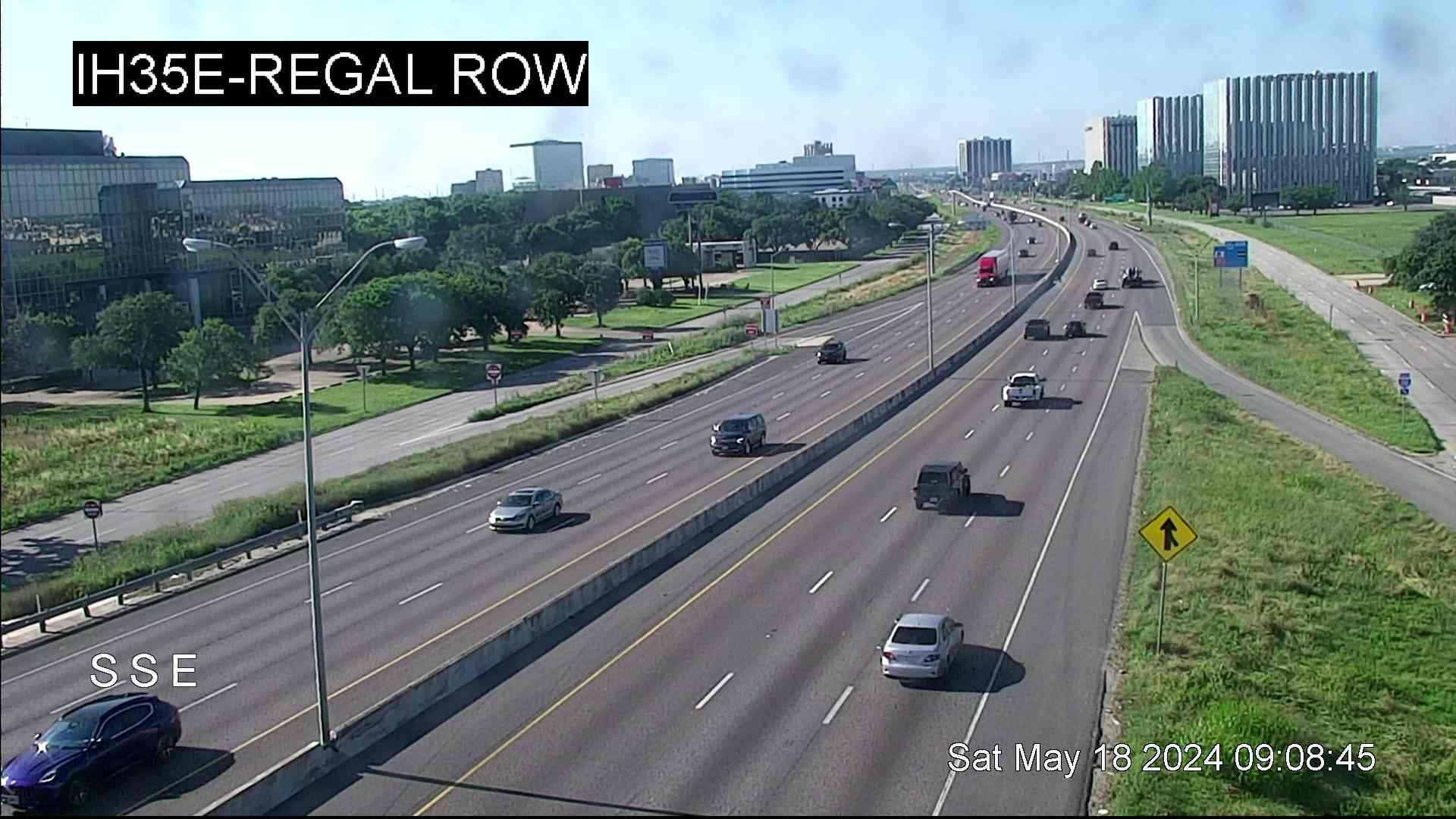 Traffic Cam Dallas › North: I-35E @ Regal Row Player