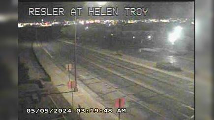 Traffic Cam El Paso › South: Resler @ Helen of Troy Player