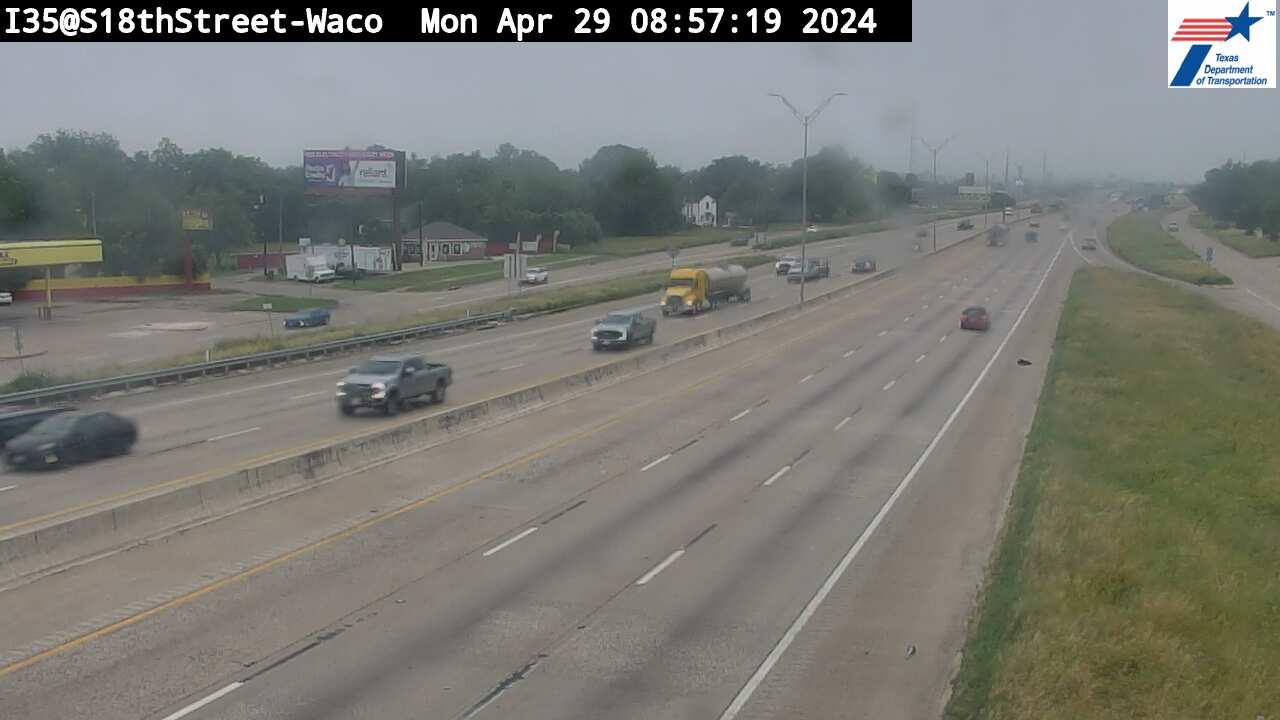 Waco › North: I35@S18thStreet Traffic Camera