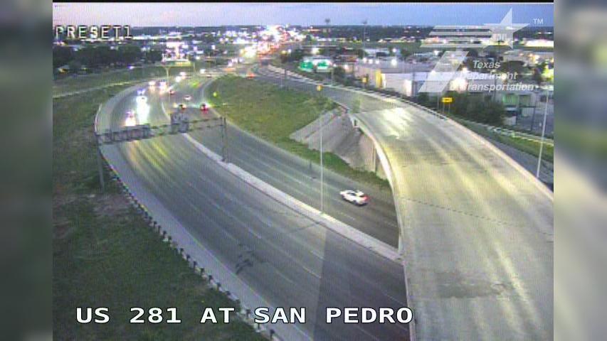 San Antonio › South: US 281 at San Pedro Traffic Camera