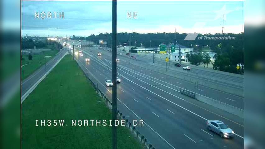 Fort Worth › North: I-35W @ Northside Traffic Camera
