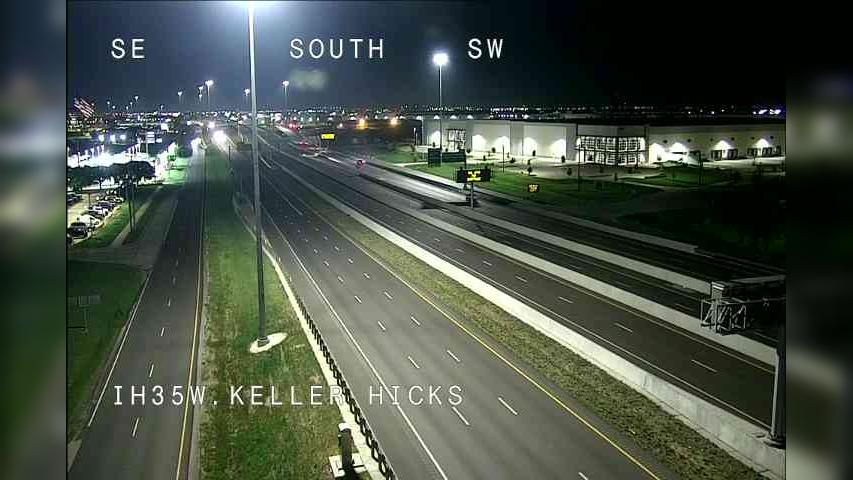 Fort Worth › North: I-35W @ Keller Hicks Traffic Camera