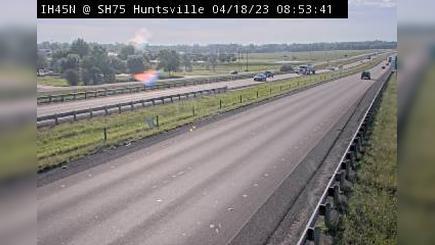 Huntsville › North: I-45@SH 75 Traffic Camera