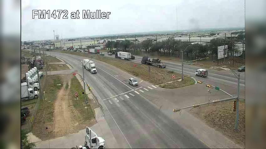 Laredo › North: FM1472 @ Muller Traffic Camera