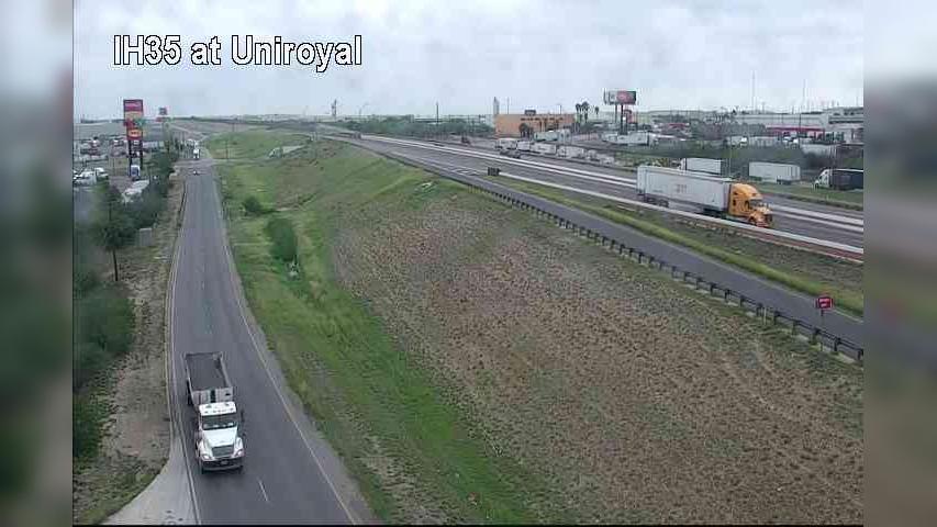 Traffic Cam Laredo › South: I-35 @ Uniroyal Player