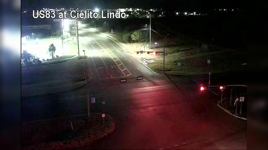Traffic Cam Laredo › North: US 83 @ Cielito Lindo Player