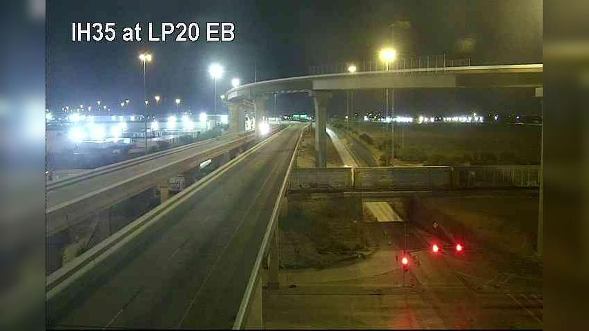 Laredo › South: I-35 @ LP20 EB Traffic Camera
