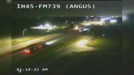 Traffic Cam Angus › North: I-45 @ FM739 Player