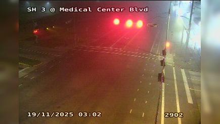 Traffic Cam Webster › South: SH 3 @ Medical Center Blvd Player