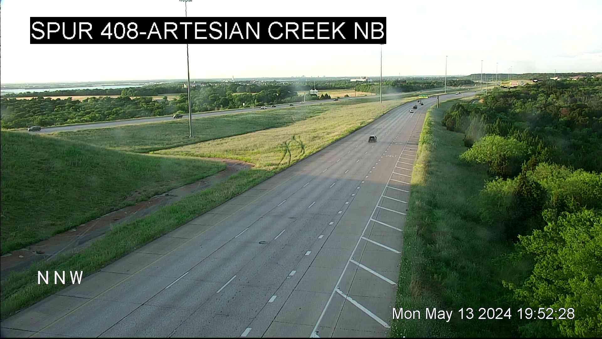Traffic Cam Dallas › North: Spur 408 @ Artesian Creek NB Player