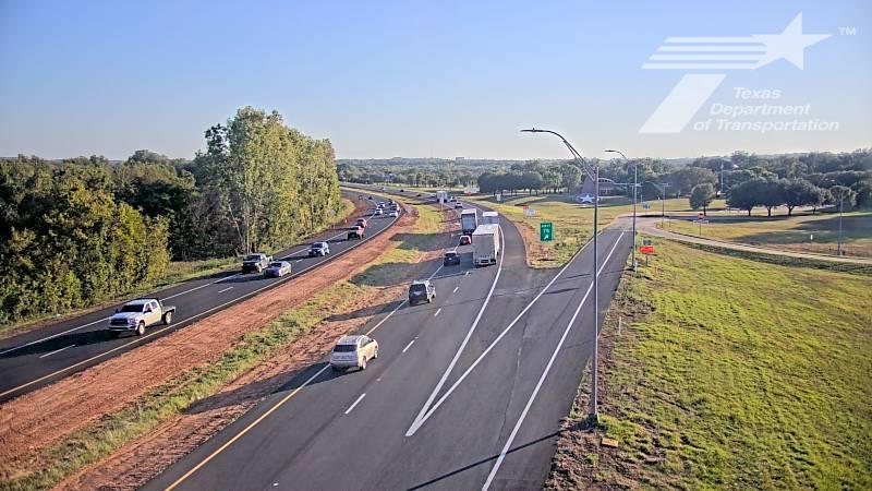 Denison › North: US 75 at Red River PTZ Traffic Camera