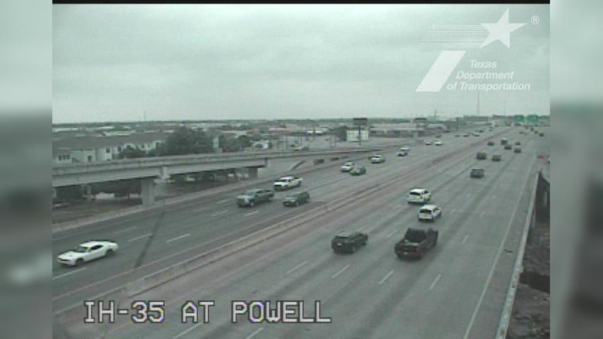 San Antonio › North: IH 35 at Powell Traffic Camera