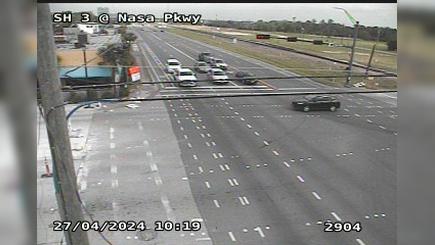 Traffic Cam Webster › South: SH 3 @ Nasa Pkwy Player