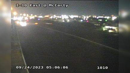Traffic Cam Houston › West: I-10 East @ McCarty Player