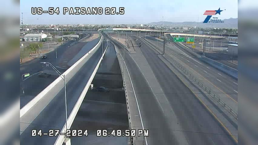 Traffic Cam El Paso › North: US-54 @ Paisano Player