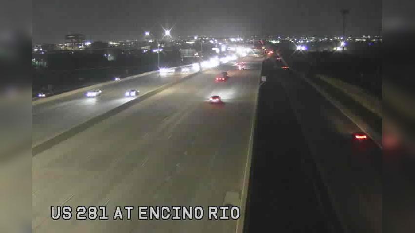 Traffic Cam San Antonio › South: US 281 at Encino Rio Player