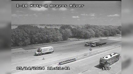 Brazos Country › West: I-10 Katy @ Brazos River Traffic Camera