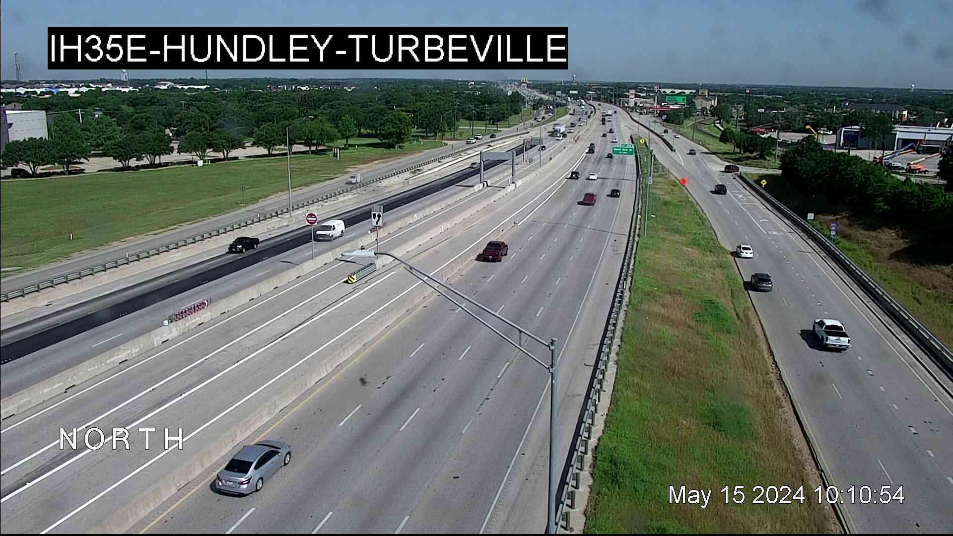 Lake Dallas › North: I-35E @ Hundley-Turbeville Traffic Camera