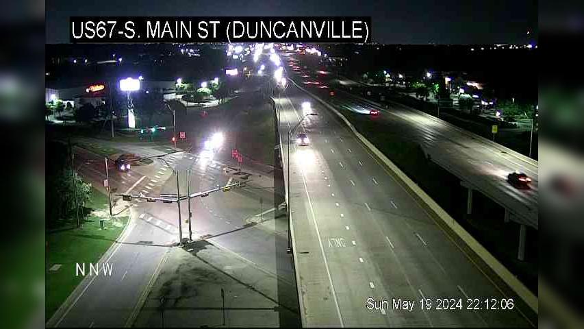 Traffic Cam Duncanville › North: US 67 @ S. Main St Player