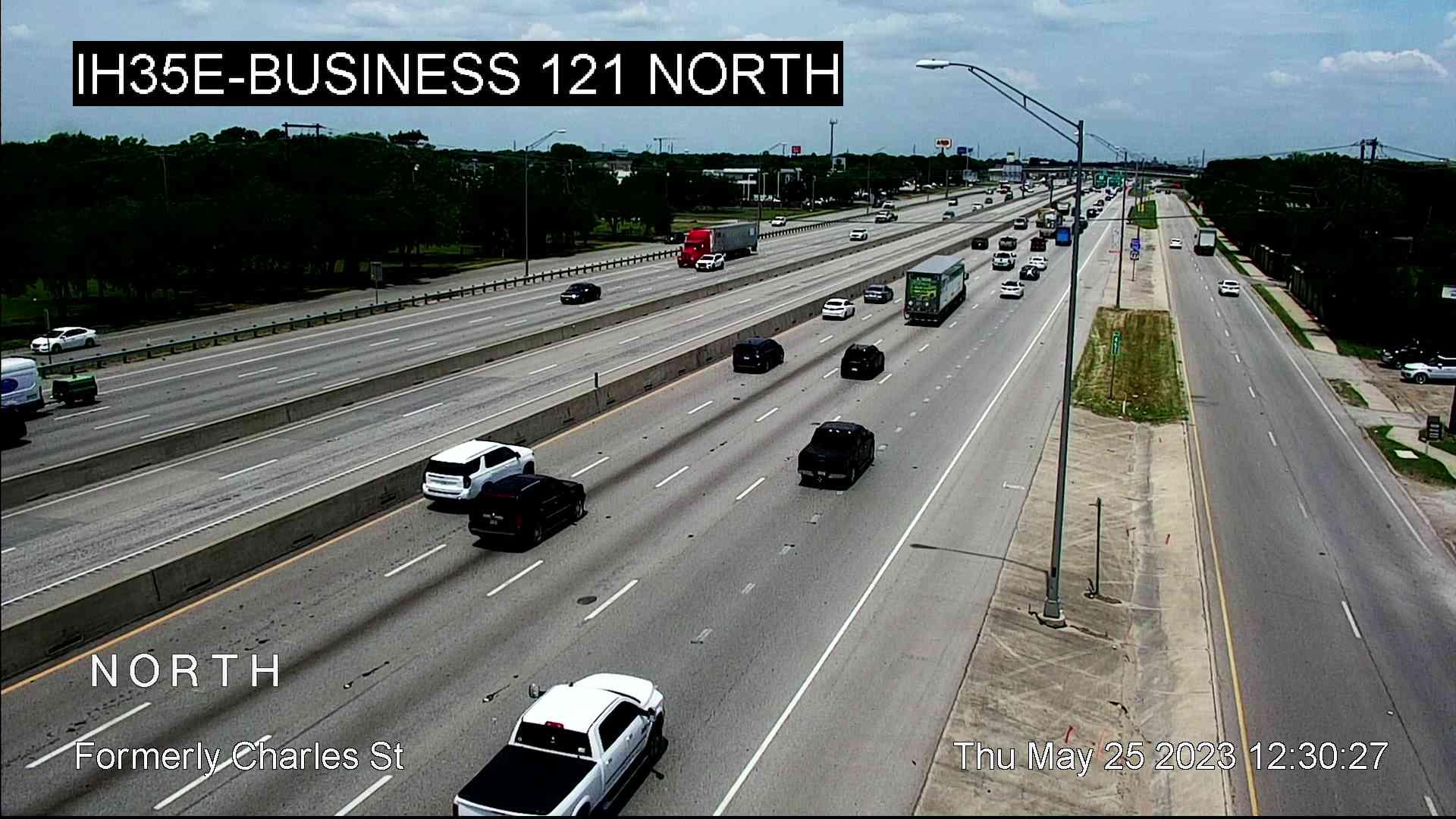 Traffic Cam Lewisville › North: I-35E @ Charles St Player