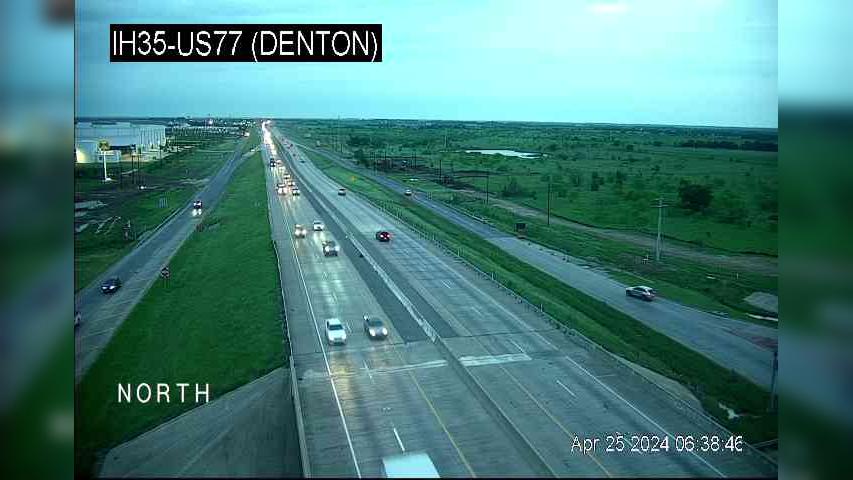 Denton › North: I-35 @ US 77 Traffic Camera
