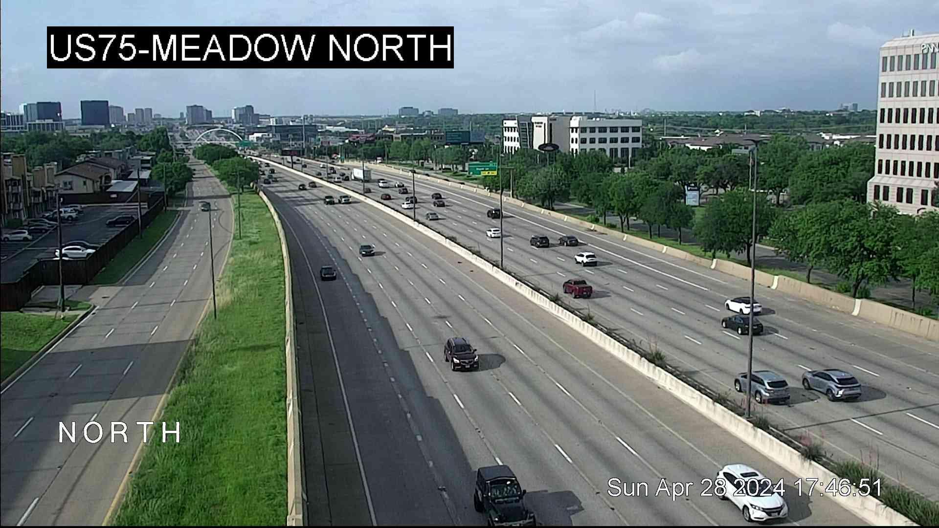Dallas › North: US 75 @ Meadow North Traffic Camera