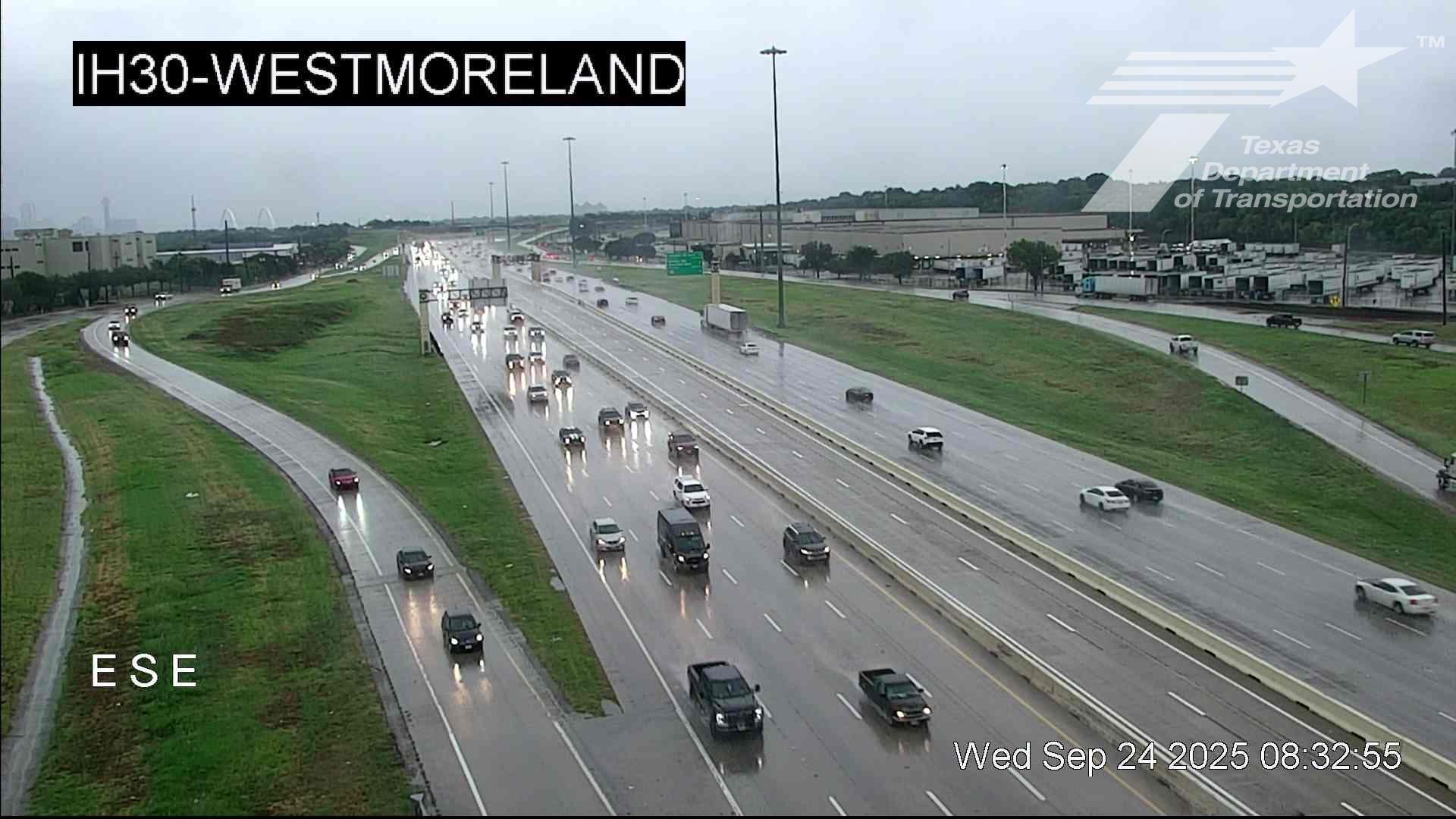 Traffic Cam Dallas › East: I-30 @ Westmoreland Player