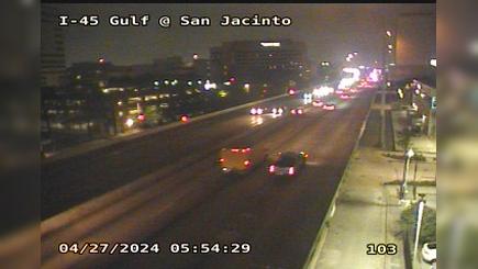 Traffic Cam Houston › South: I-45 Gulf @ San Jacinto Player