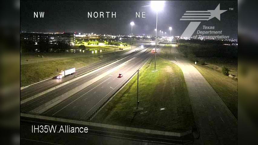 Traffic Cam Haslet › North: I-35W @ Alliance Player