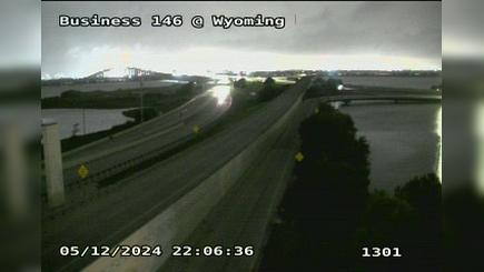 Traffic Cam Baytown › South: Business 146 @ Wyoming Player