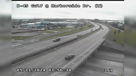 Traffic Cam Galveston › South: I-45 Gulf @ Harborside Dr (W) Player
