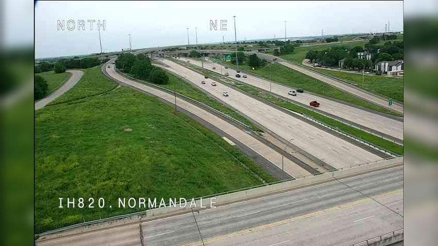 Traffic Cam Fort Worth › East: I-820WL @ Normandale Player