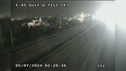 Galveston › South: IH-45 Gulf @ 71st (E) Traffic Camera