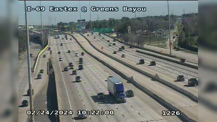 Traffic Cam Aldine › South: I-69 Eastex @ Greens Bayou Player