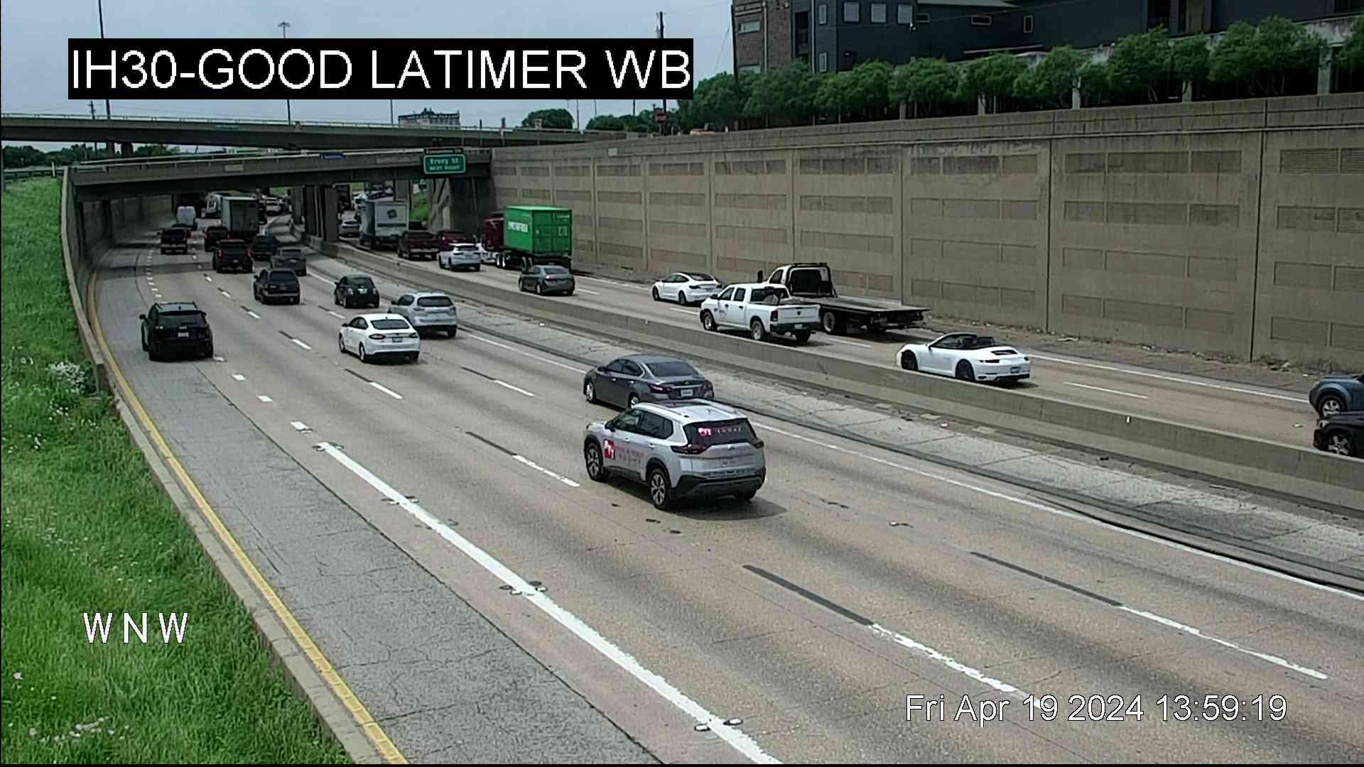 Traffic Cam Downtown PID › East: I-30 @ Good Latimer WB Player