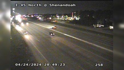 Shenandoah › South: IH-45 North - Pkwy Traffic Camera
