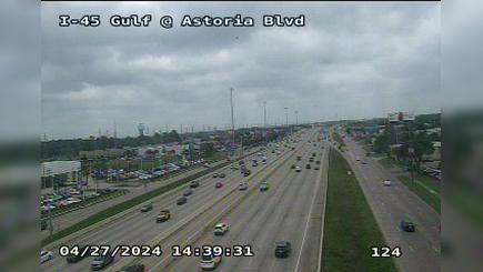 Houston › South: I-45 Gulf @ Astoria Blvd Traffic Camera