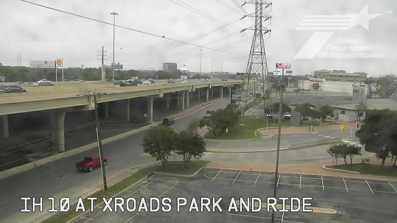Balcones Heights › East: IH 10 at Crossroads Park and Ride Traffic Camera