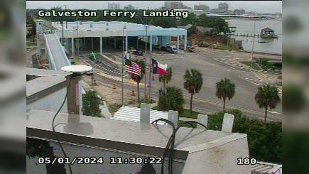 Traffic Cam Galveston › North: Ferry Landing Player