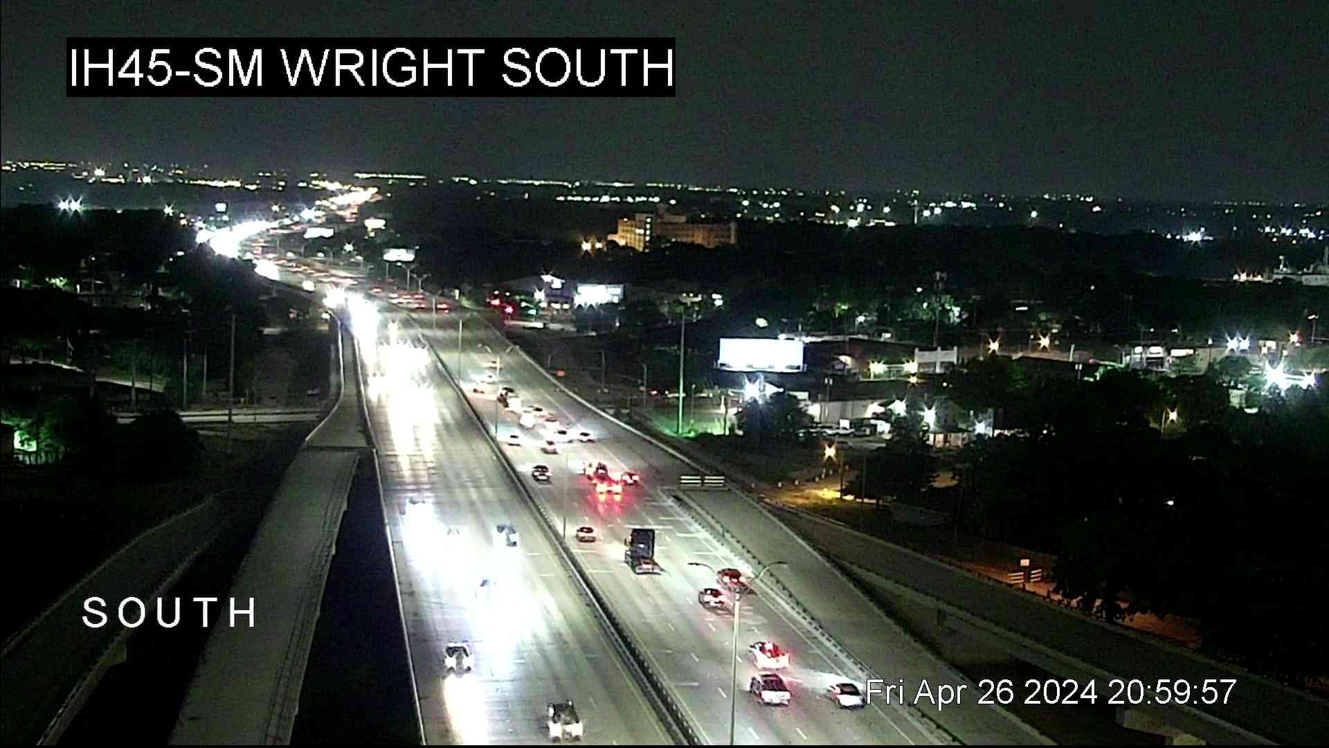 Traffic Cam South Dallas-Fair Park PID › North: I-45 @ SM Wright South Player