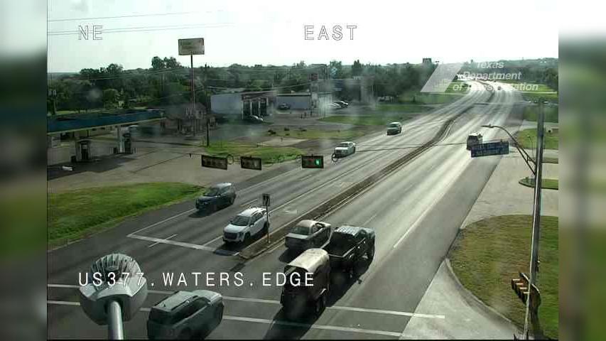 Granbury › South: US 377 @ Waters Edge Traffic Camera