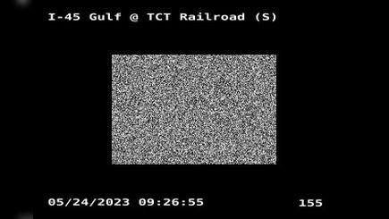 Traffic Cam La Marque › South: I-45 Gulf @ TCT Railroad (S) Player