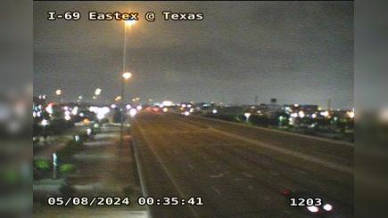 Traffic Cam Houston › South: IH-69 Eastex Player
