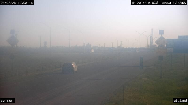 Traffic Cam Southwest Industrial Acres › West: IH 20 at Midland MM 138 Player