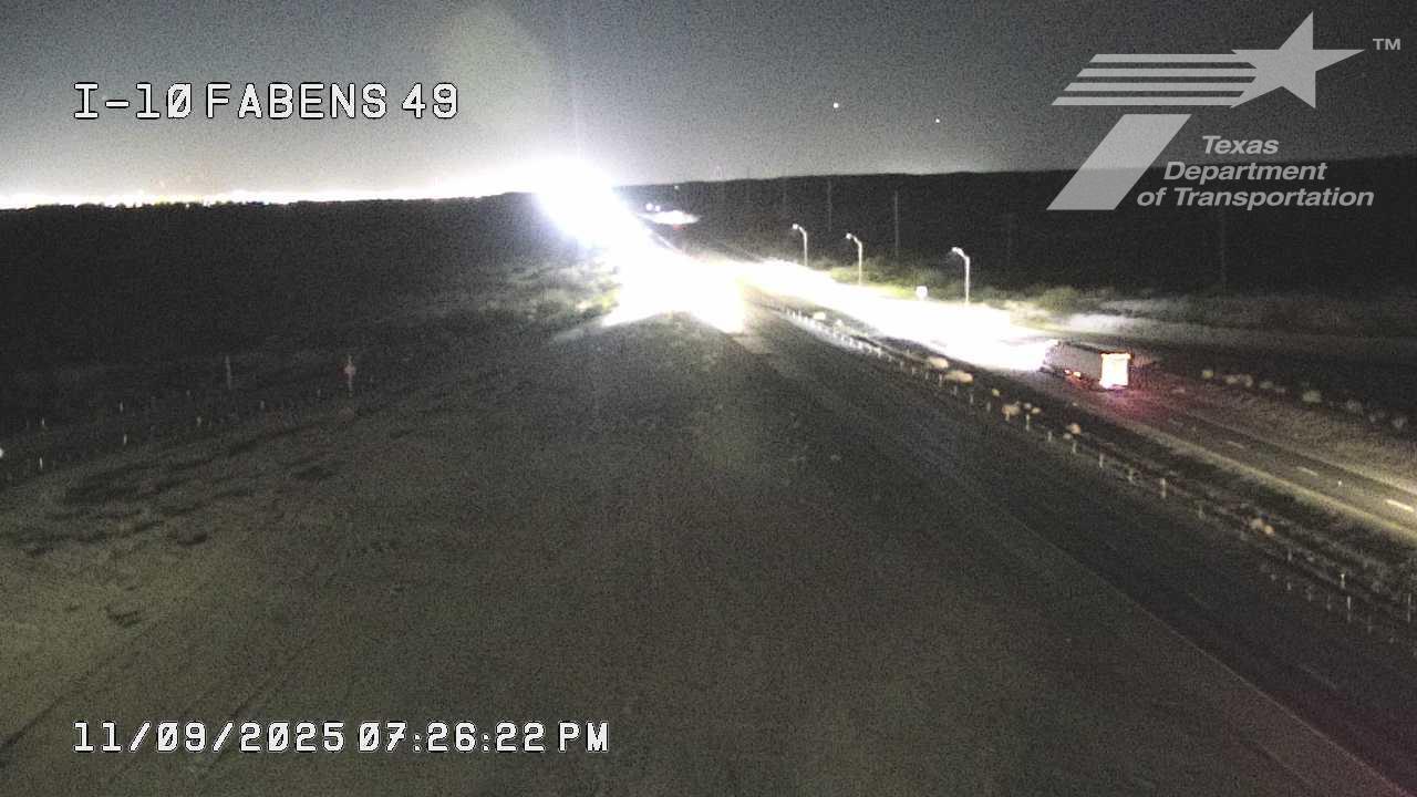 Traffic Cam Fabens › West: I-10 Player