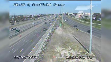 Traffic Cam Austin › North: I-35 @ Scofield Farms Player