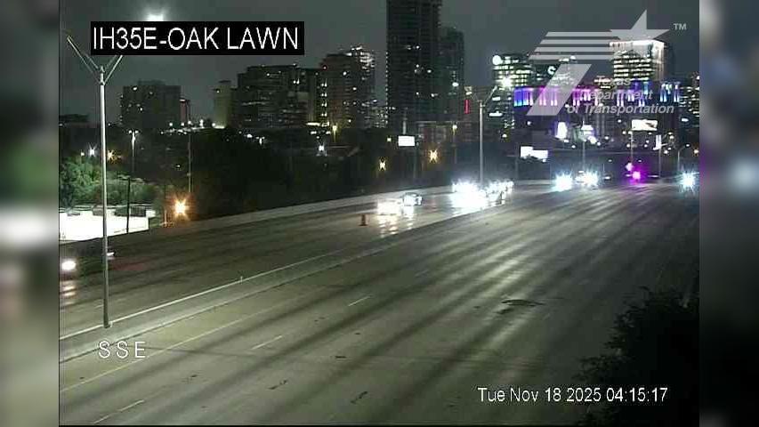 Traffic Cam Oak Lawn-Hi Line PID › North: IH35E @ Oak Lawn Player