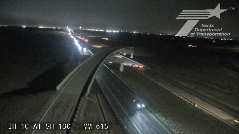 Kingsbury › East: IH 10 at SH 130 (MM 615) Traffic Camera