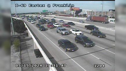 Traffic Cam Houston › South: IH-69 Eastex @ Franklin Player