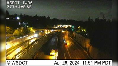 Traffic Cam Beaumont: I-90 at MP 6.8: 77th Ave SE Player
